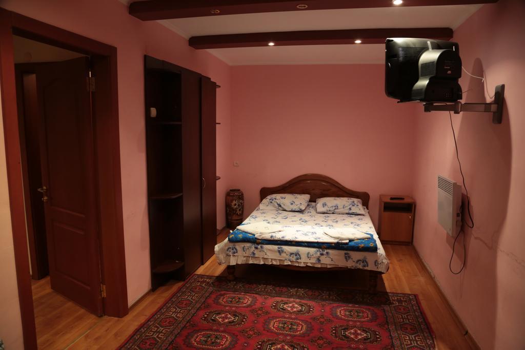 Hotel And Sport Complex Dinamo Dnipro Room photo